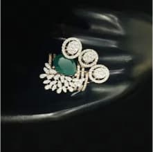 Brooch